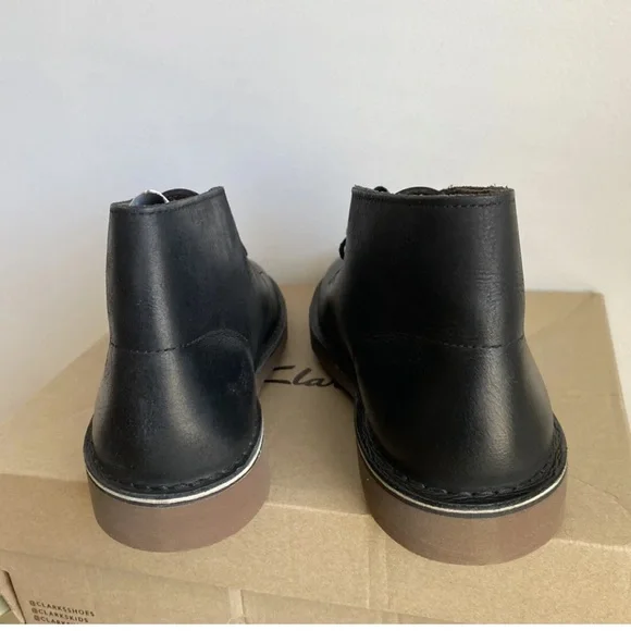 Clarks Mens Black Leather Cuir Lace-Up Chukka Boots Shoes - MEN SZ 8, 9